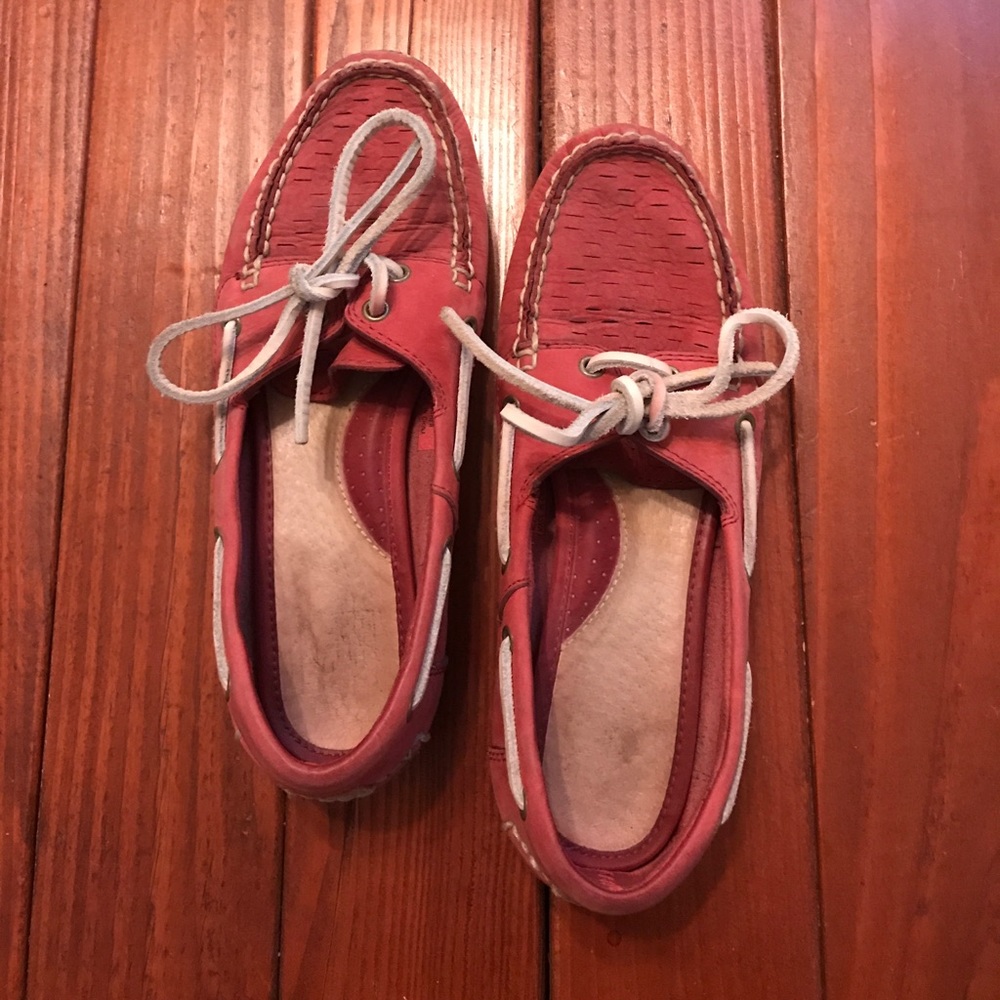 Frye Women’s Leather Boat Shoe // Red // Size 7